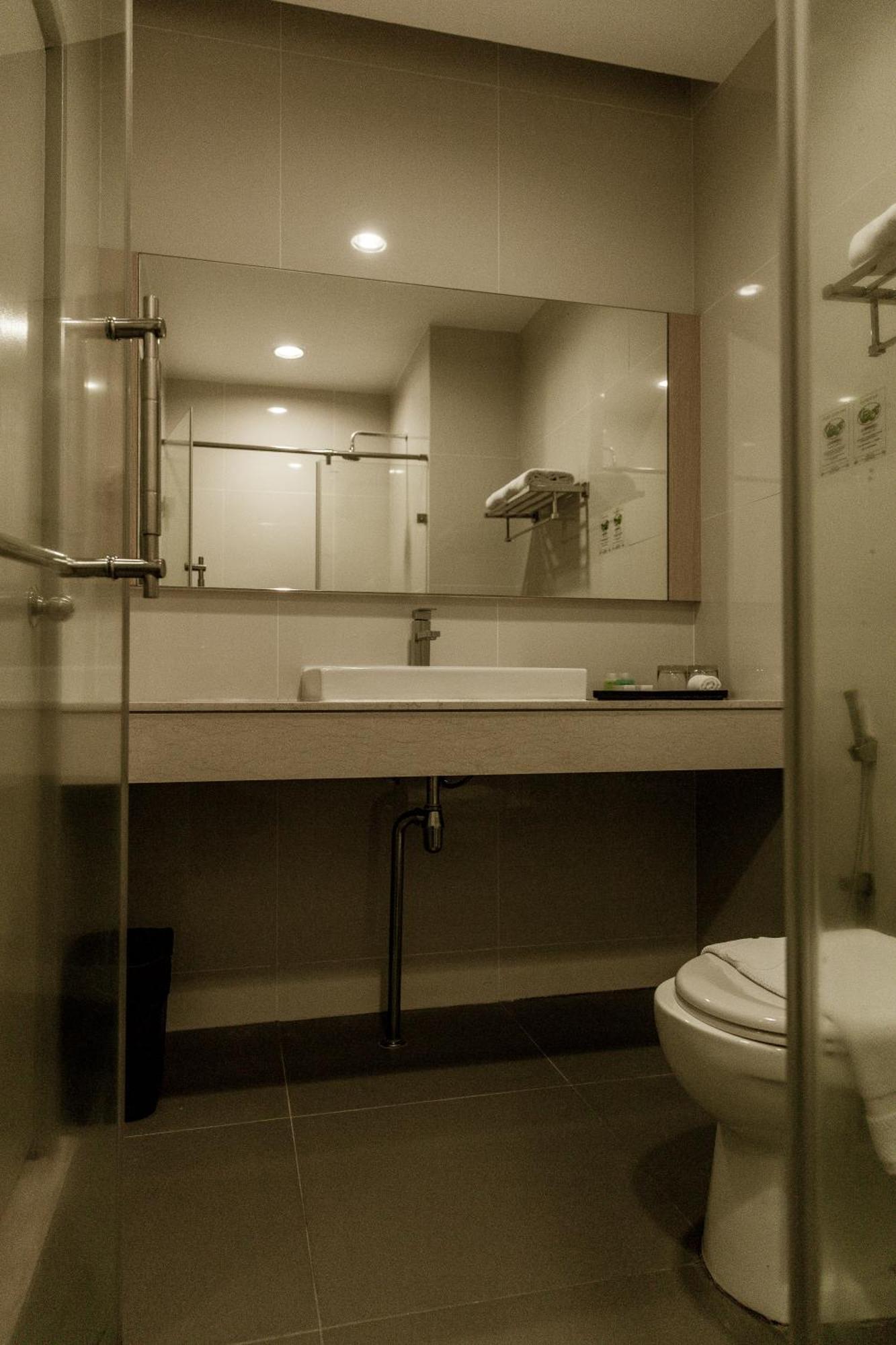 Hotel N°5 كوتا كينابالو المظهر الخارجي الصورة